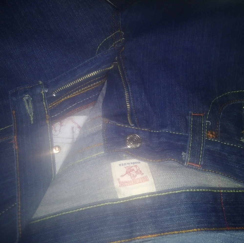 TRUE RELIGION JEANS $20 32X32